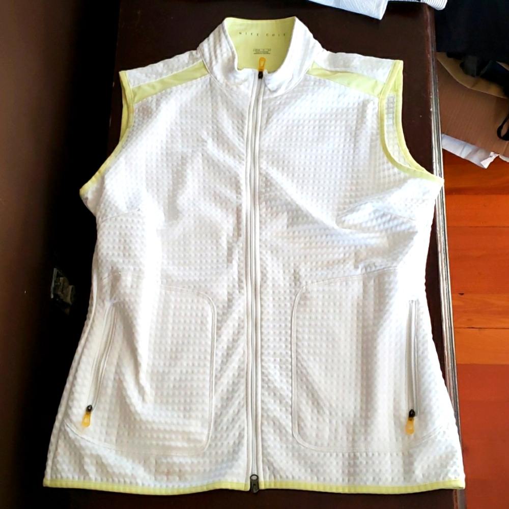 Nike golf vest